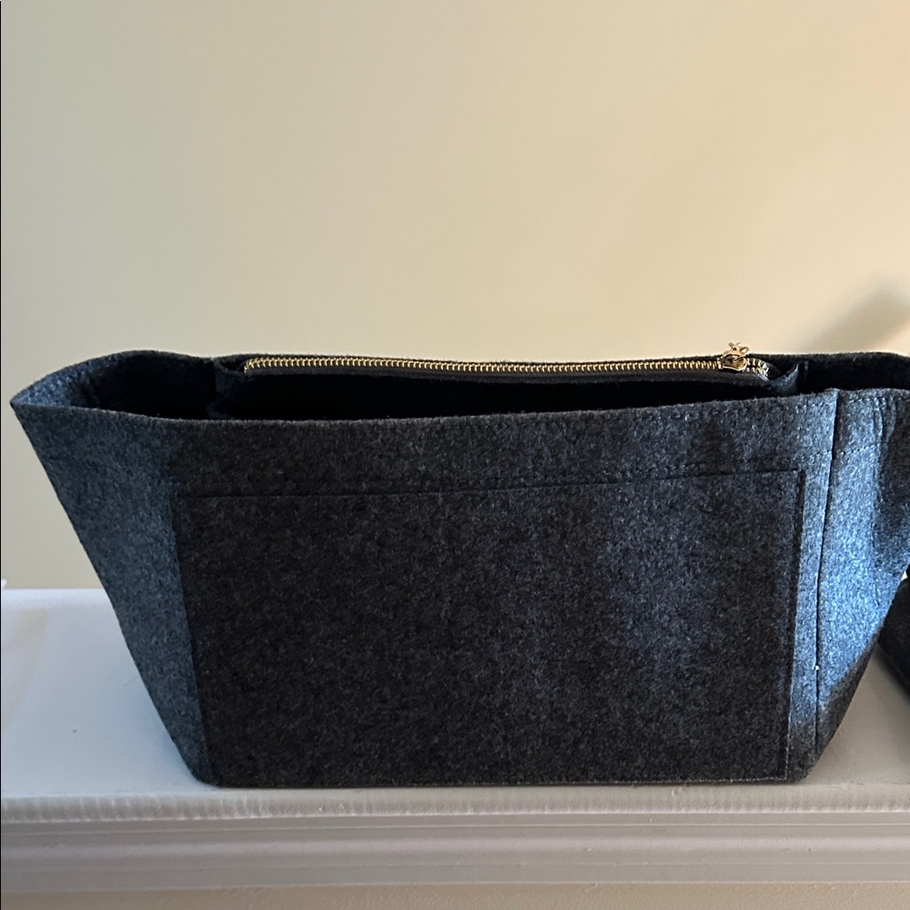 Gray Felt Handbag Organizer